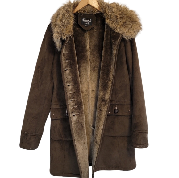 Vintage Vegan Long Coat (Medium) - Picture 2 of 9